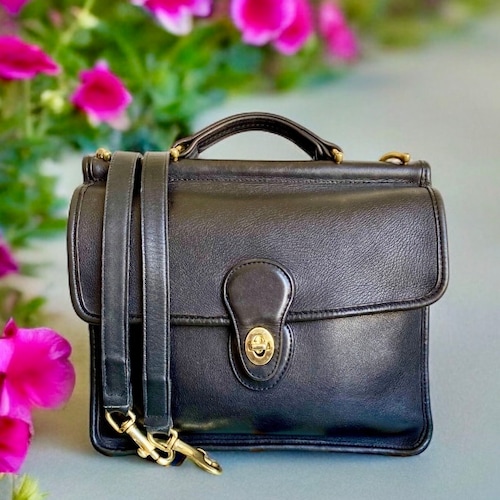 オールドコーチ バッグ VINTAGE COACH 9927 WILLIS Vintage Coach Black Leather Willis Crossbody Bag #9927