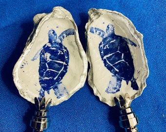 Pair of Blue & White Oyster Shell Lamp Finials - Turtles