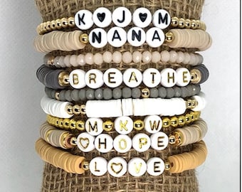 Aangepaste woord Heishi kralenarmbanden | Aangepaste naam armband | Gepersonaliseerde armbanden | Letterkralenarmband | Stapelbare armbanden