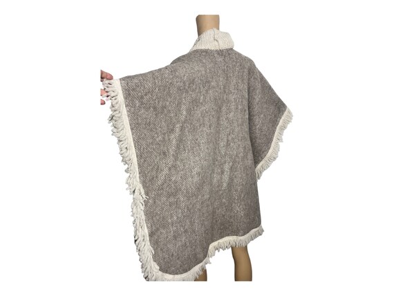 WOOL Poncho / Wool - image 9