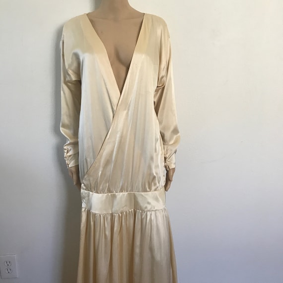 Modernist Satin Vintage Wedding Dress / Gold Hue / Me… - Gem