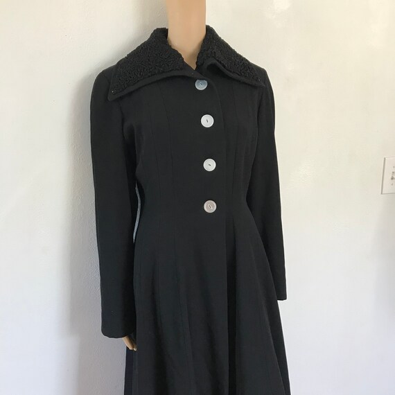 Opera Coat / Wool / Curly Lambswool Persian