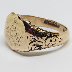 Antique Masonic 9kt Rose Gold Mens English Signet ring