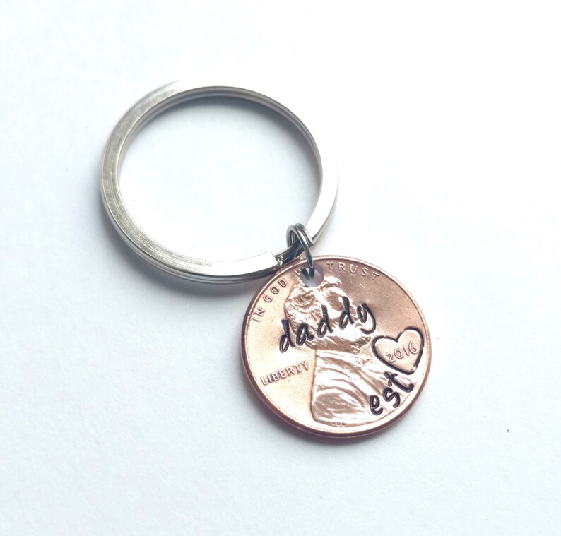 Daddy Hand Stamped Penny Keychain, hand stamped heart, personalized keychain, personalized penny, new dad, new baby, fathers day, birthday image 1