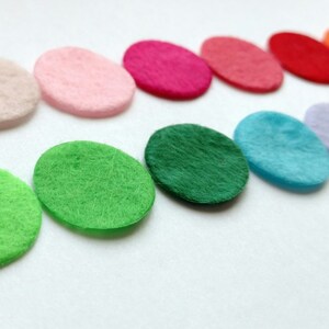 Five Felt Pads for Essential Oil Diffuser Necklace, 20mm felt circles, Felt Diffuser Pads, Felt Circles, Diffuser Circles image 3