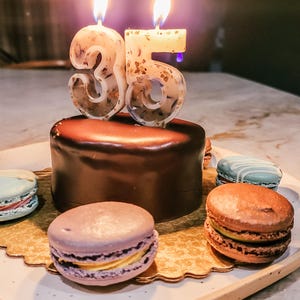 100% Pure Beeswax Celebration Candles - Happy Birthday, Anniversary, New Year, Party - Natural Botanicals & Mica - Number Candles for cake image 3