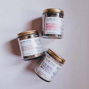 Natural Botanical Bath & Foot Soaks - Soaking Salt - Spa - Relaxation - Aromatherapy - Detox, Soften, Soothe Skin - Mom and Baby Safe Option