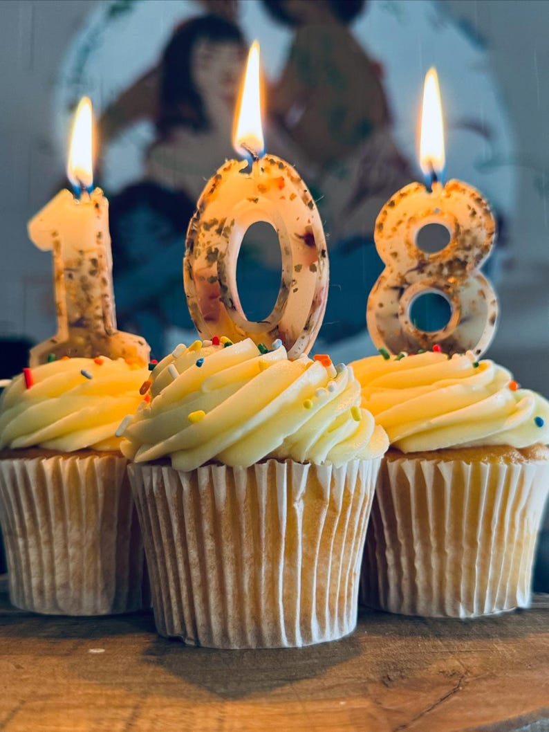 100% Pure Beeswax Celebration Candles - Happy Birthday, Anniversary, New Year, Party - Natural Botanicals & Mica - Number Candles for cake image 7