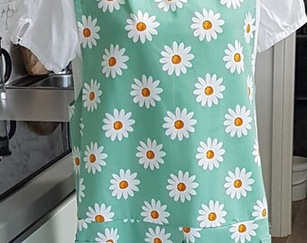 Apron Pinafore for Daughter who likes Baking and Craft Apron for Woman who likes Flowers Sunflower Apron