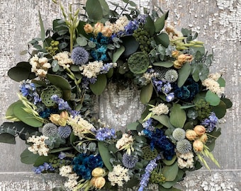 Preserved Eucalyptus Wreath, Blue Eucalyptus Wreath, Eucalyptus Wreath, Cottage Wreath, Dried Flower Wreath, Blue Globe Thistle a wreath