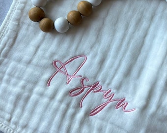 Baby girl burp cloths, Monogram burp cloths, Personalized baby gift, burp cloths, Baby shower gift, Personalized burp cloths