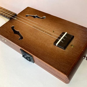 Premium 3 String Acoustic Electric Cigar Box Guitar 2021-5