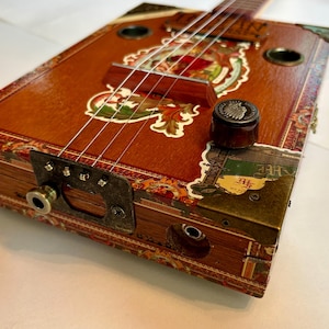 4 String Electric Cigar Box Guitar 2025-11