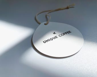 1000 aangepaste ronde hanglabels | Ingeslagen logo, milieuvriendelijk