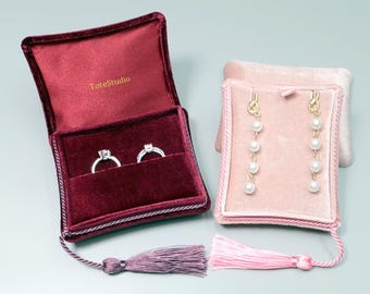 Portagioie in velluto con nappina / Organizer da viaggio per anelli e orecchini