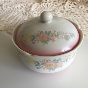 Rare Japanese Vintage Bone China Jewellery/Ring Box with Lid &quot;The Woodland Collection&quot;