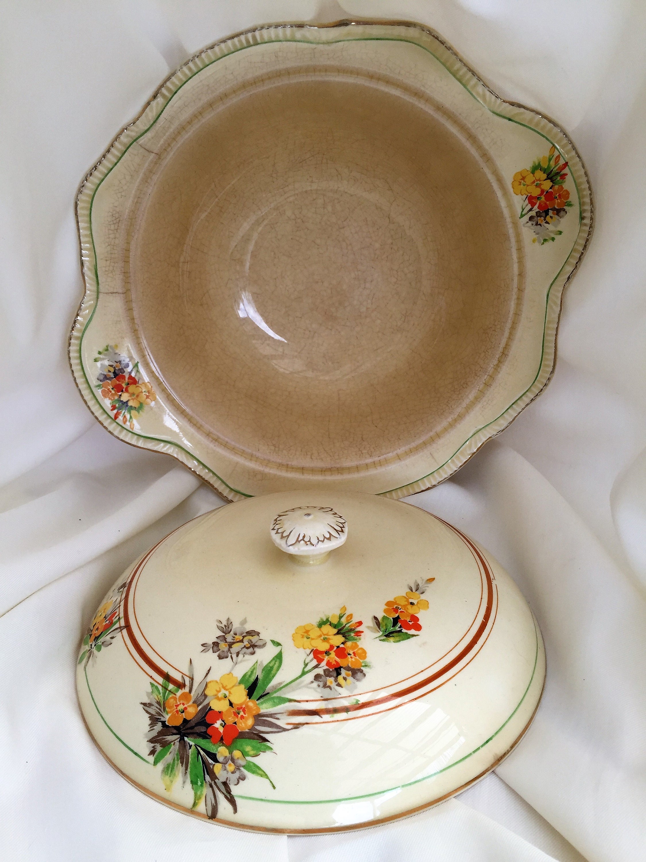 Royal Winton Vintage Ceramic Vegetable Serving Bowl With Lid Etsy Canada