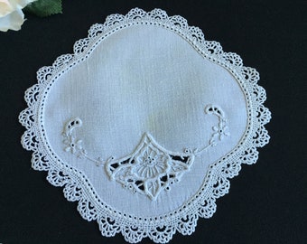 Small Vintage Early 19th Century Hand Embroidered and Crochet Lace 7" Whitework Doily