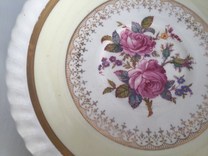Johnson Brothers JB33 Pattern Small Vintage Saucer Old English Series