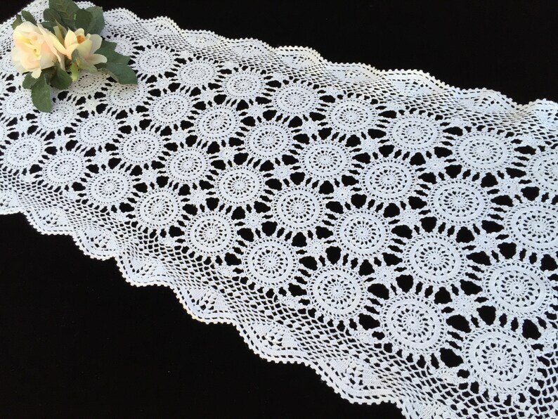 Crochet Lace Table Runner Vintage Crocheted Table Runner RBT3213
