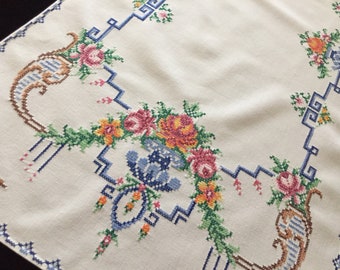 Vintage Cross Stitch Embroidered Table Runner with Art Deco Roses Pattern and Blue Edging