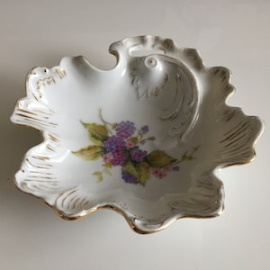 Hand Painted Vintage Fine Porcelain Ring Dish