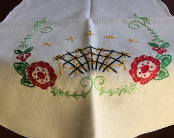 Hand Embroidered Vintage Linen Table Runner with Crocheted Edging