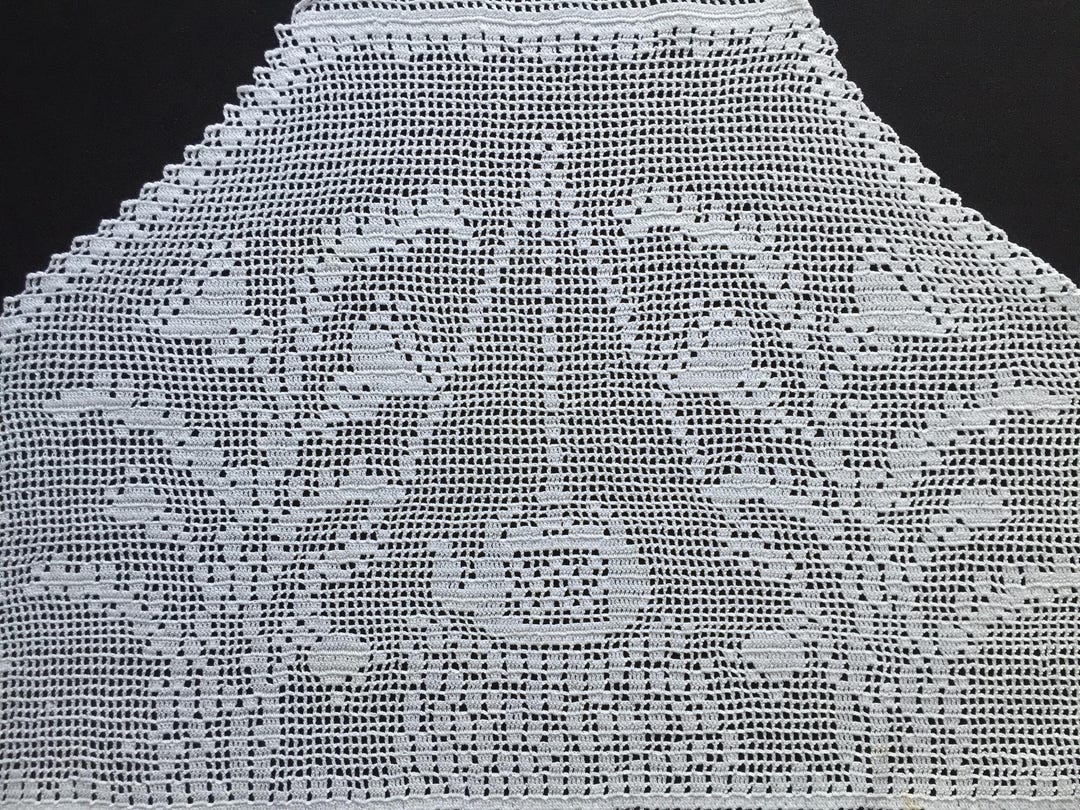 Vintage Filet Crochet Lace Table Centerpiece - Scottish Thistle Teapot ...