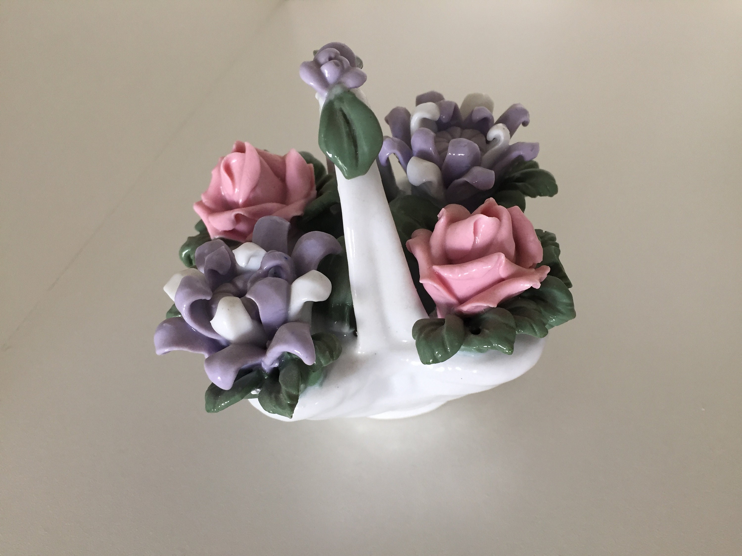 陶器製アートフラワー花瓶　カポディモンテ 楽天市場】陶花 置物 陶器 花 イタリア オーナメント クラシック