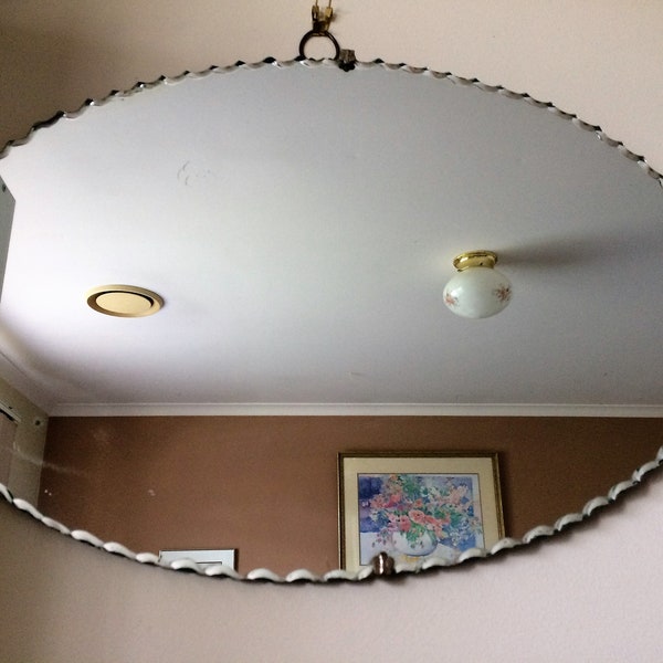 Art Deco Frameless Mirror with Scalloped Edge. Vintage Oval Frameless Mirror. Art Deco Mirror HPK009