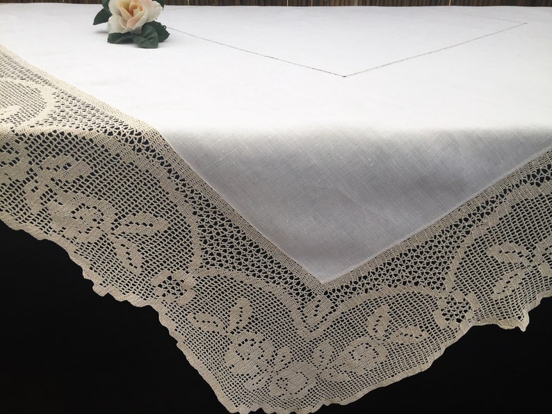 Vintage Irish Lace and Linen Tablecloth. Off-white Linen - Etsy UK