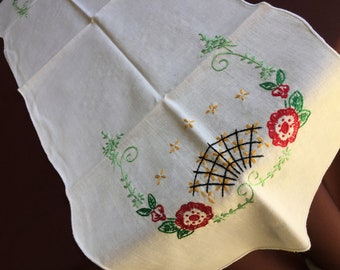 刺繍入りテーブルランナー 小さなヴィンテージリネンフルーツ