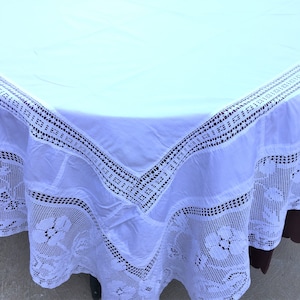 Mary Card &quot;ANEMONE LACE&quot; Crochet Lace and Linen Vintage Tablecloth English Chart No. 61 (1920s)