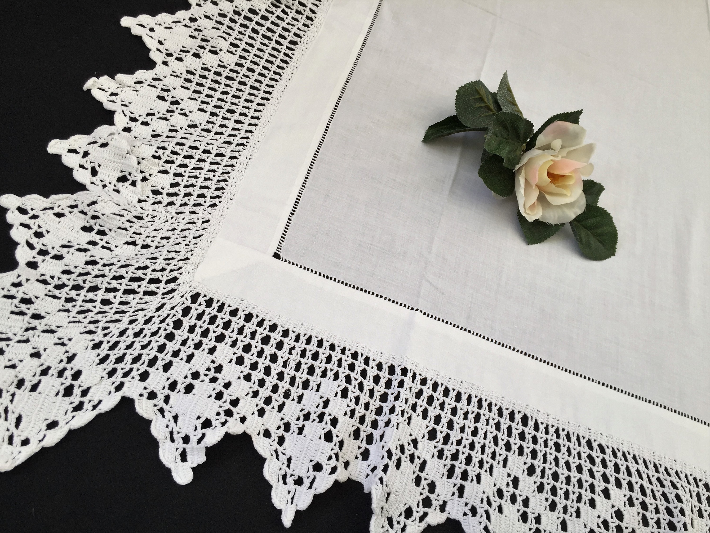Vintage Embroidered Irish Linen Tablecloth With Filet Crochet