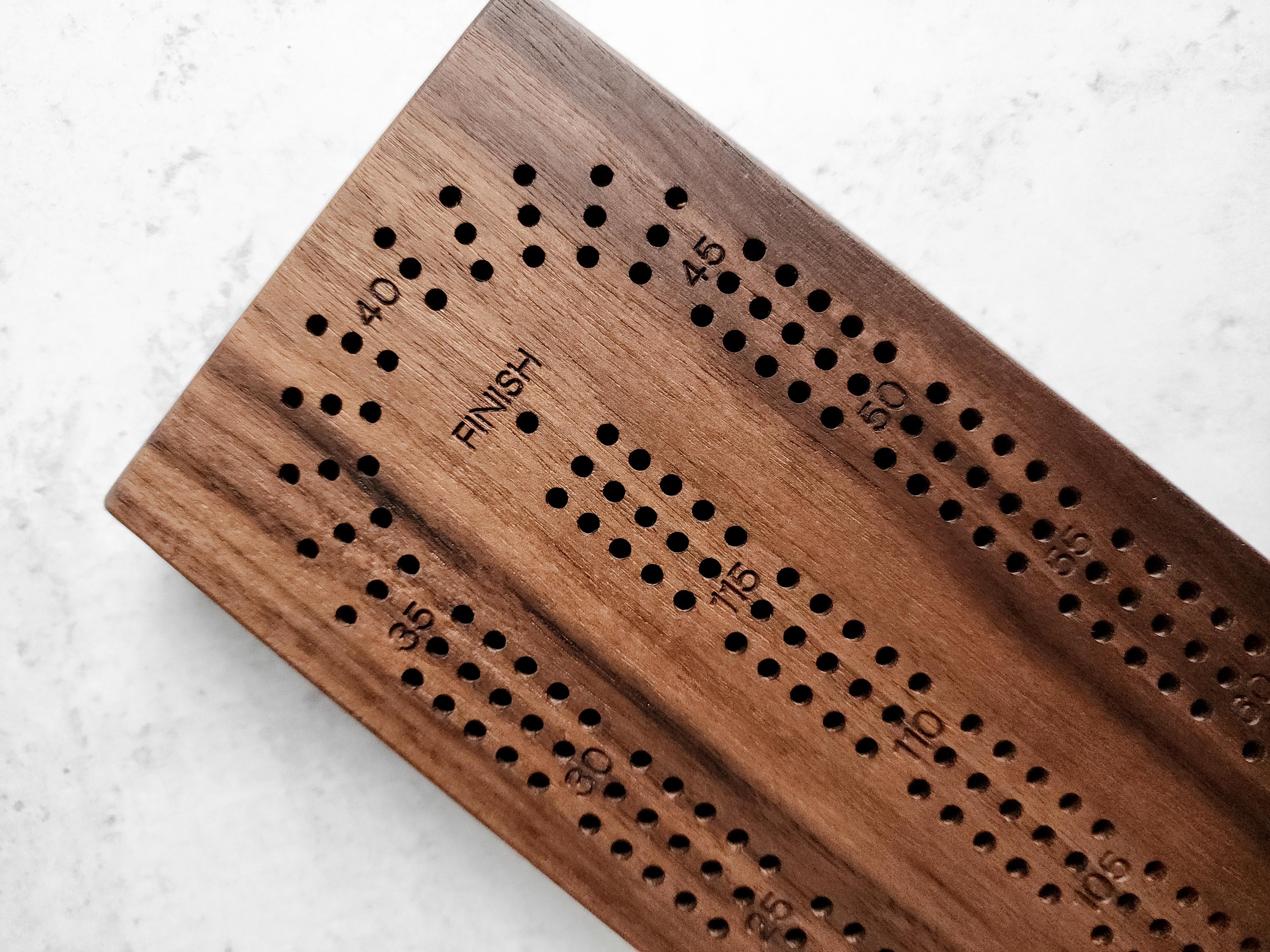 Cribbage Board With 3 Tracks Walnut, Engraved Numbers