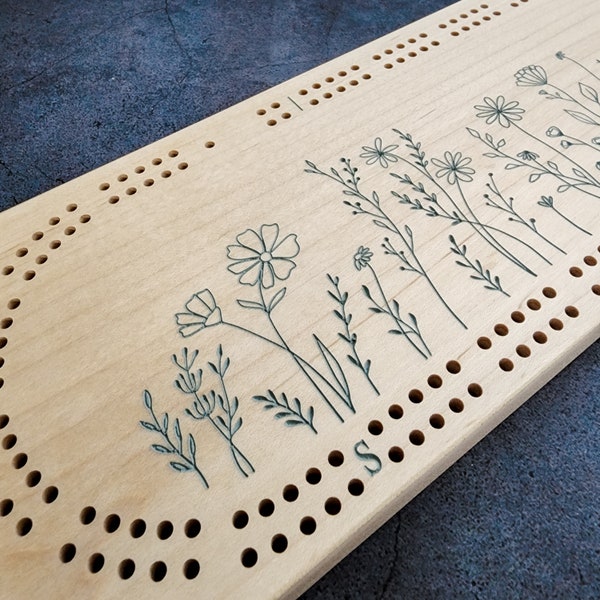 Pretty Cribbage Board With Flowers, Gift For Mom, Mothers Day Gift Crib Board