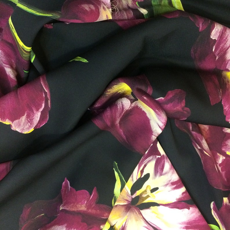 Silk Italian fabric tulips print made in Italy designer fashion yards dress floral printed fabric haute couture