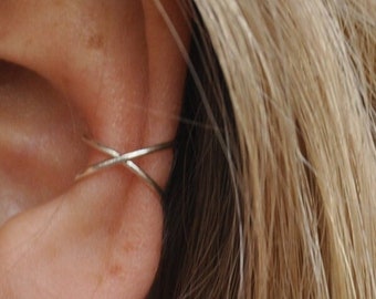 Cross Earring Cuff for Conch, No Piercing Needed, Clip on Ear Conch, Multiple Piercing Look