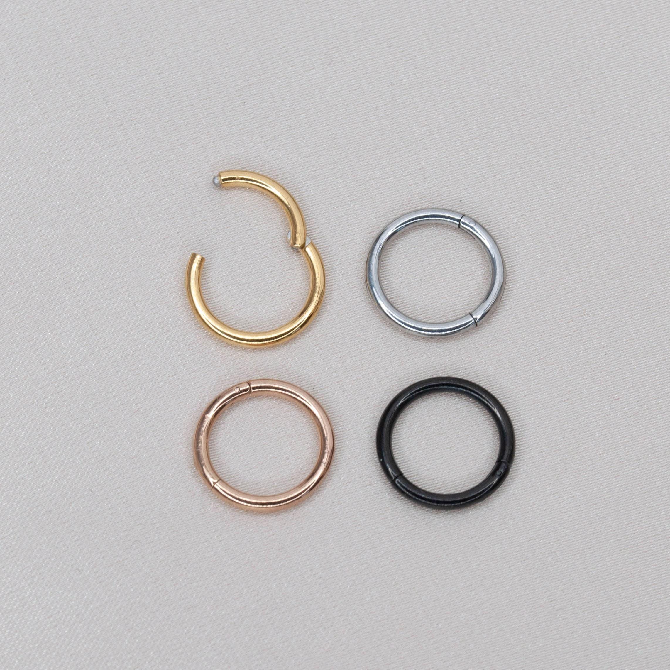 Adramata 16G Piercing Set Orecchio Donna in Acciaio Chirurgico - Orecchini Argento Oro Helix Cartilagine Conch a Bottone e Cerchio Trago Adramata 16G Piercing Set Orecchio Donna in Acciaio Chirurgico - Orecchini Argento Oro Helix Cartilagine Conch a Bottone e Cerchio Trago