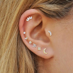 Brinco de pino com zircônia cúbica dourada e fundo plano, labret de titânio 20G