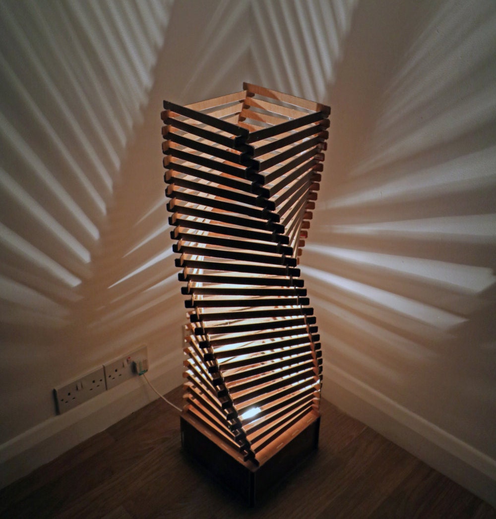 Wooden floor standing online lamp