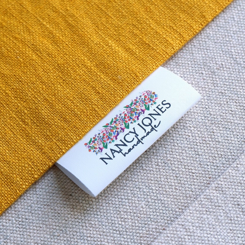 Custom labels, labels for makers, personalized gift fabric Labels, cotton fabric labels with heart graphic word name for personalization