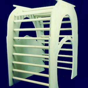 A- Wooden joys. Klettermaxe