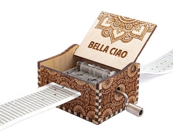 Bella Ciao - Handkurbel Holz Papierstreifen Spieluhr mit personalisierter Gravur - Laser geschnitten und graviert