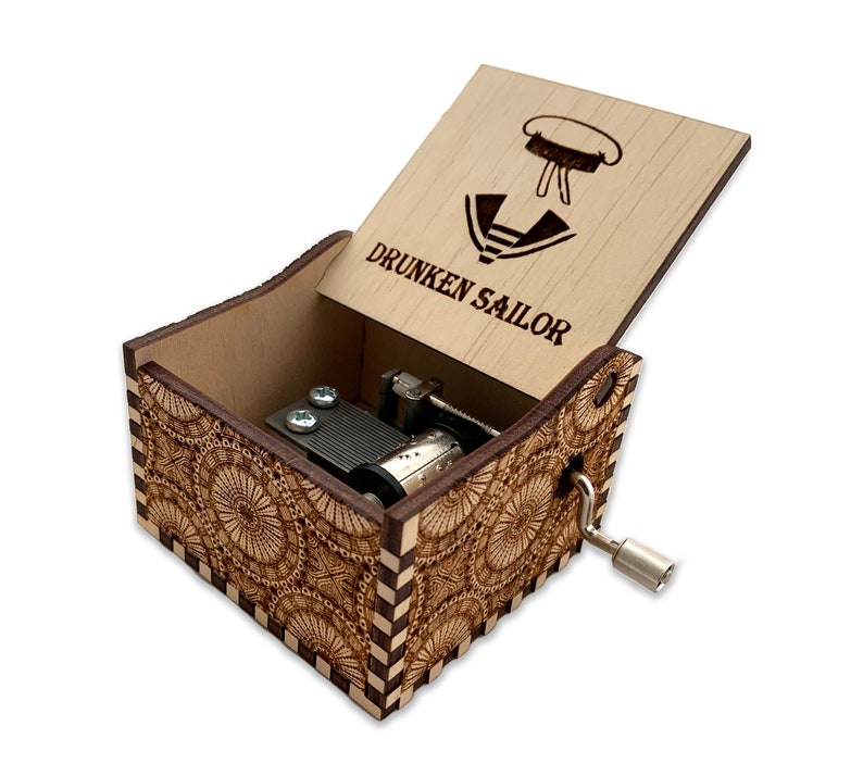 Marinaio ubriaco, Laser Cut Hand Crank Wood Music Box con incisione personalizzata immagine 1