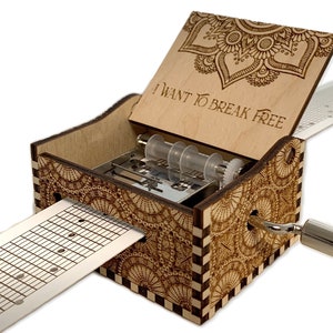 Voglio rompere libero - Regina - Mano Crank Legno Carta Striscia Scatola Scatola Carvellante Con incisione personalizzata - Taglio laser e inciso