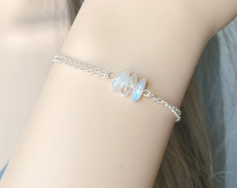Regnbågsmånstensarmband Guld Handgjort Kristall Ädelstensarmband Sterlingsilver Rå Månstenssmycken, Juni Födelsestensarmband Gåvor