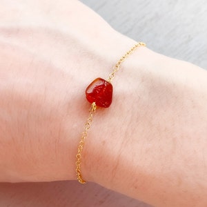 Simple Gemstone Bracelet for Women Gold or Silver Carnelian Bracelet, Gift for Leos, Red Crystal Bracelet, Carnelian Jewelry, Healing Stones