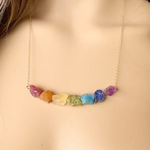 Chakra Necklace Raw Crystals, Seven Chakras Necklace 7 Chakra Necklace Crystal Chakra Choker, Rainbow Stones Necklace,Rainbow Pride Necklace