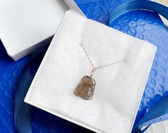 Collar de cuarzo ahumado auténtico, colgante de piedra preciosa marrón hecho a mano en plata de ley, joyería de cuarzo ahumado, collar de cristal con piedra de protección.